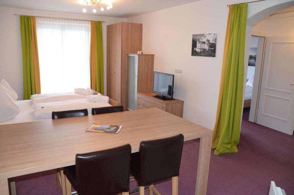 Aparthotel Hutter Gmbh Katschberghöhe Rom bilde