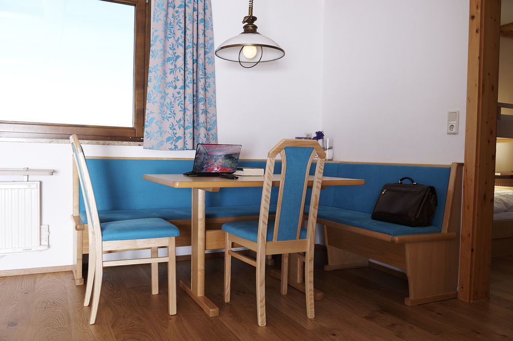 Aparthotel Hutter Gmbh Katschberghöhe Eksteriør bilde